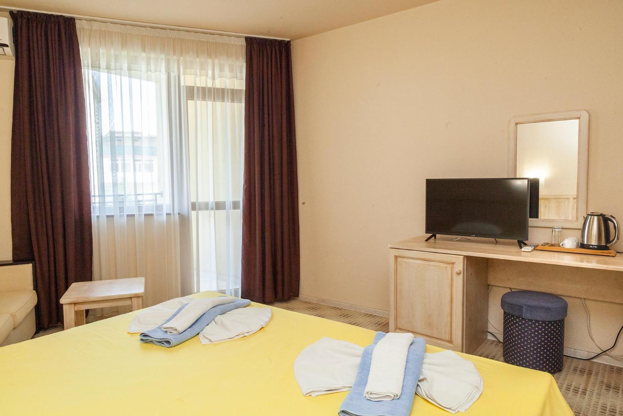 Ravda Bay Guest House 外观 照片
