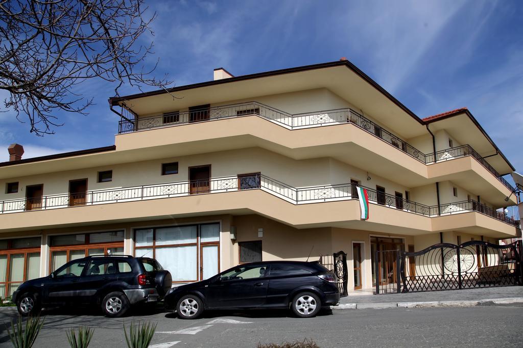 Ravda Bay Guest House 外观 照片