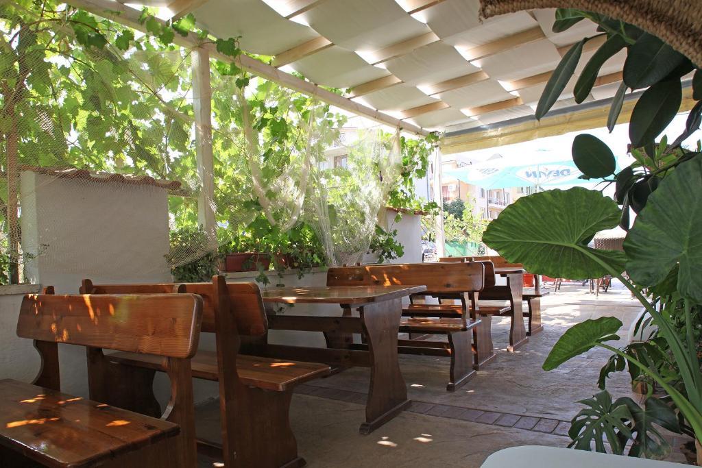 Ravda Bay Guest House 外观 照片